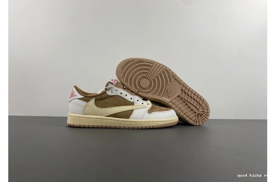 DM7866-106 Low 1 DM7866-106 Retro OG SP  Jordan Scott Travis 0302